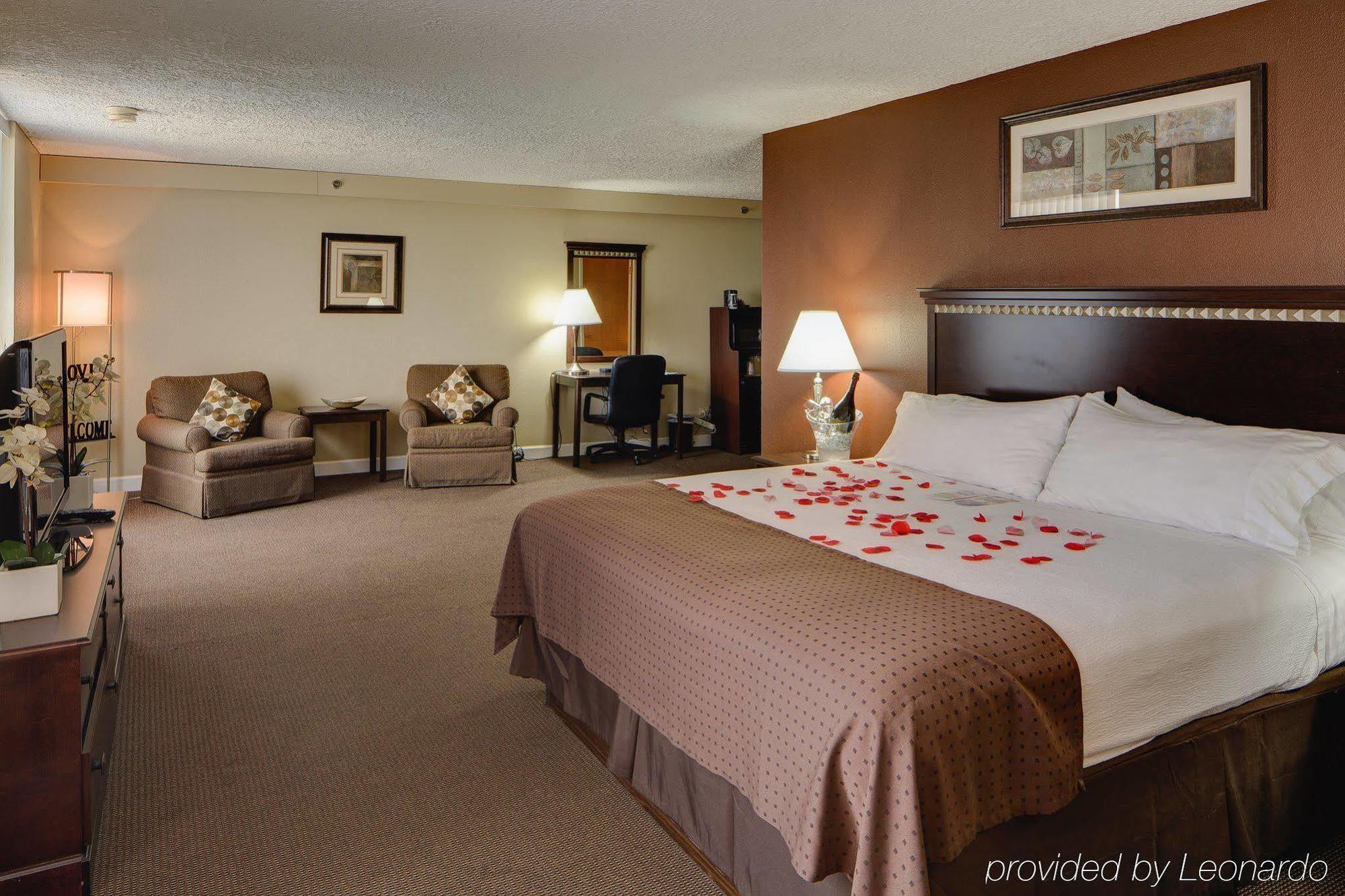 Hotel Chicago Sw-countryside Confctr By Ihg