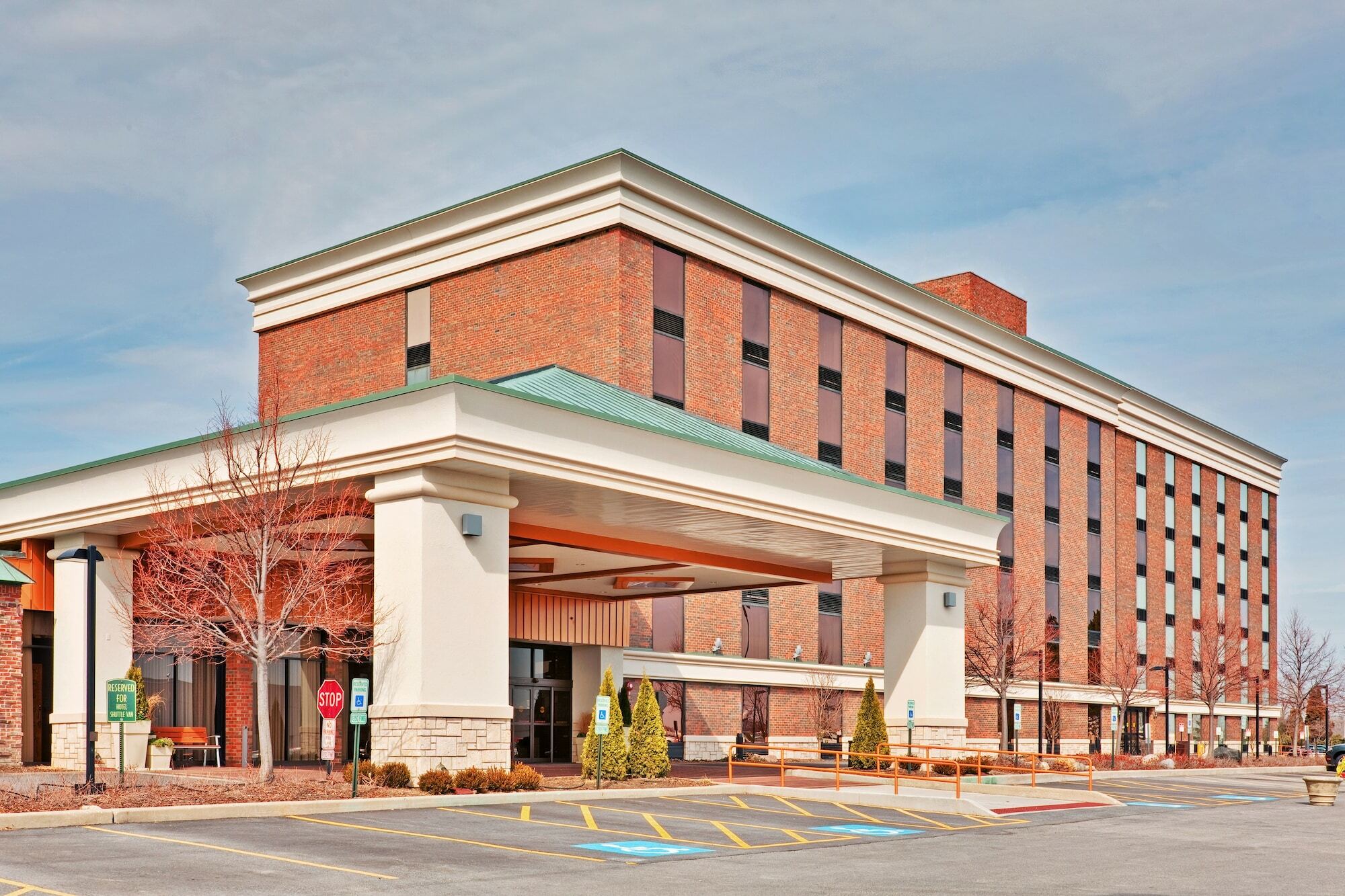 Hotel Chicago Sw-countryside Confctr By Ihg