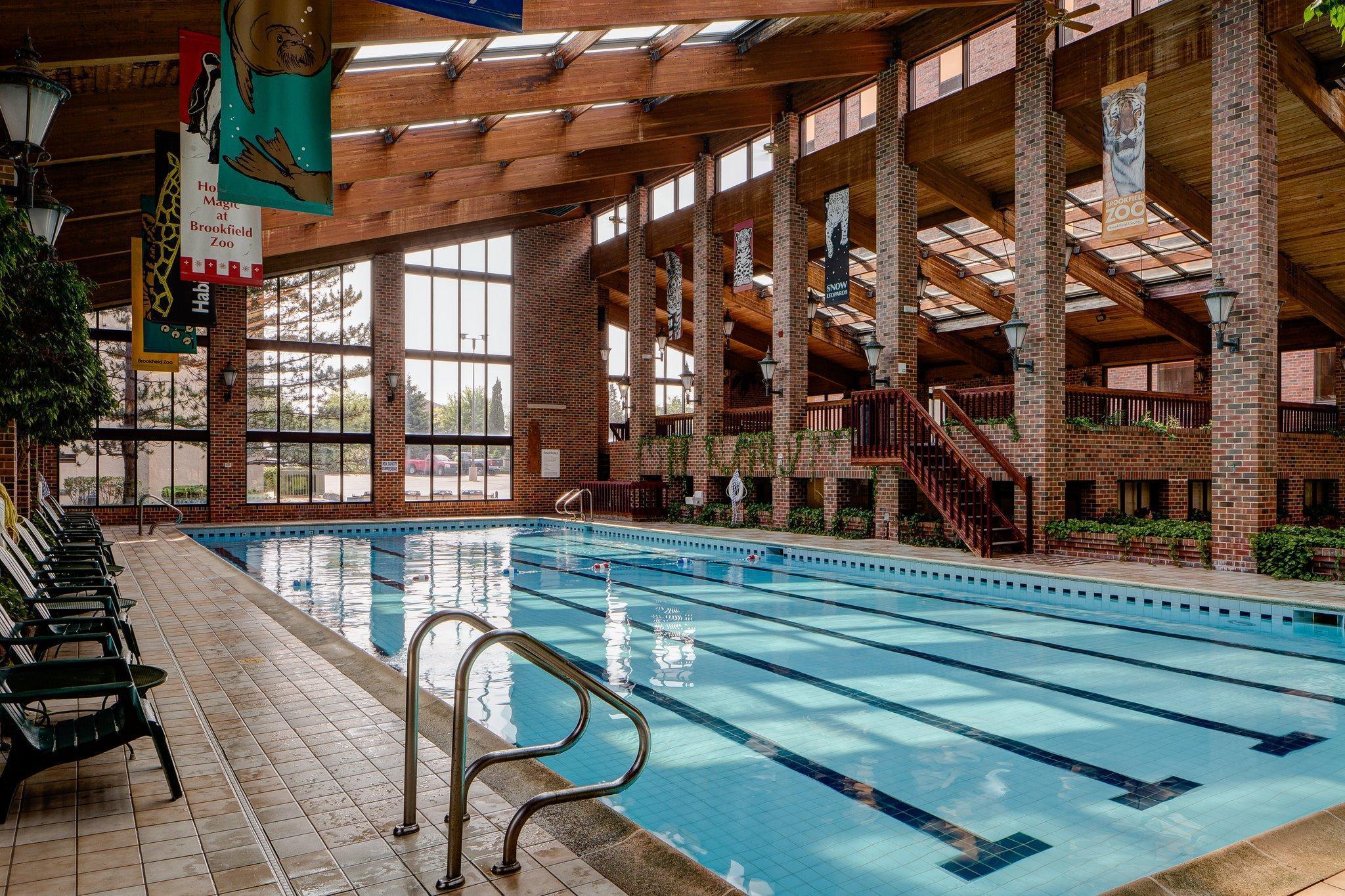Chicago Sw-countryside Confctr By Ihg 4*