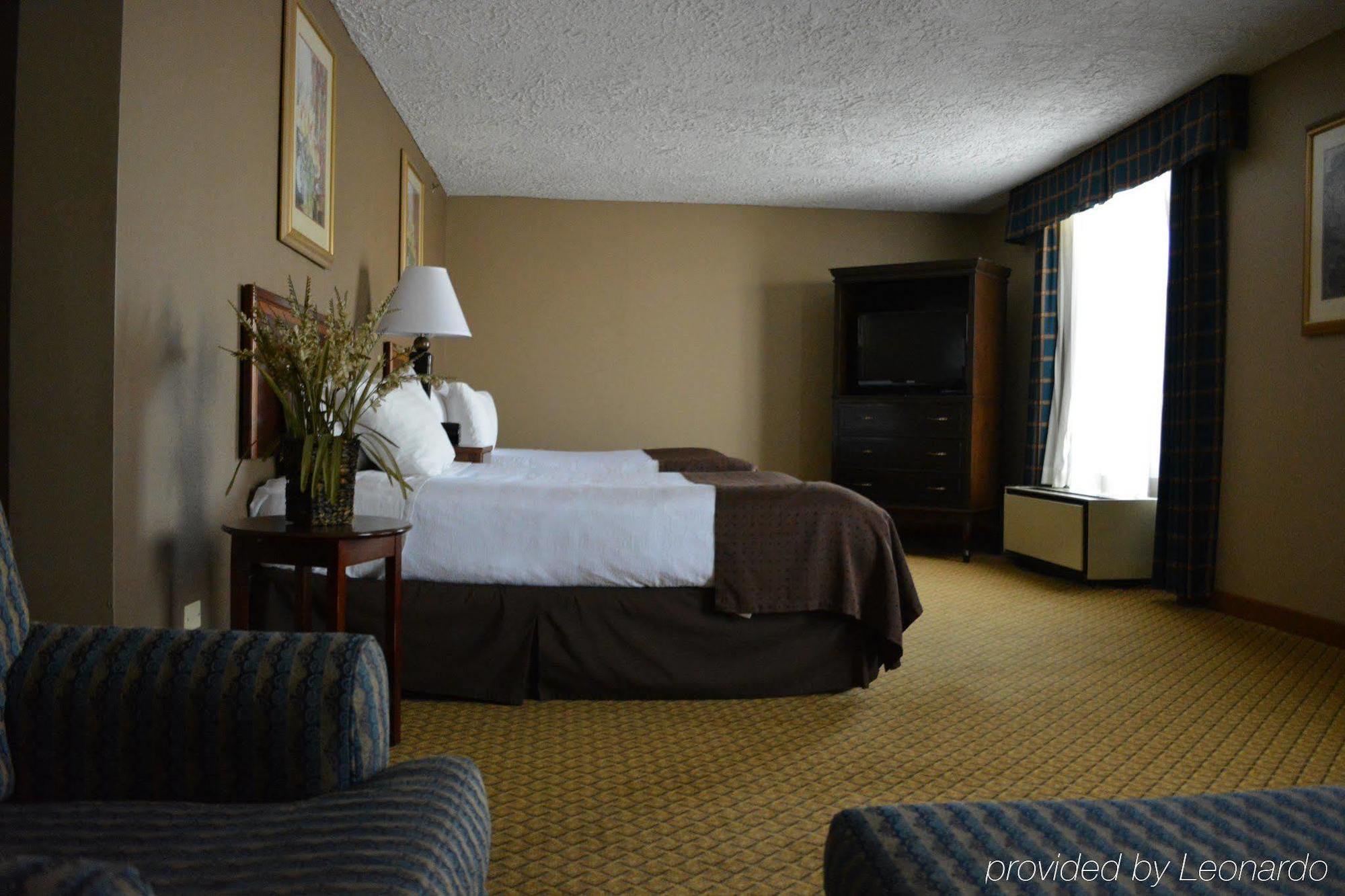 Hotel Chicago Sw-countryside Confctr By Ihg Countryside